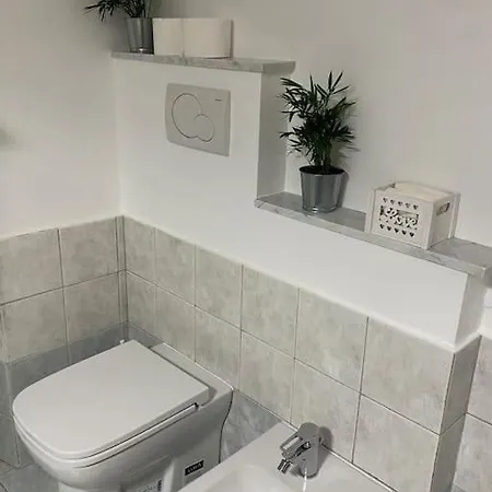 Apartament Little House *